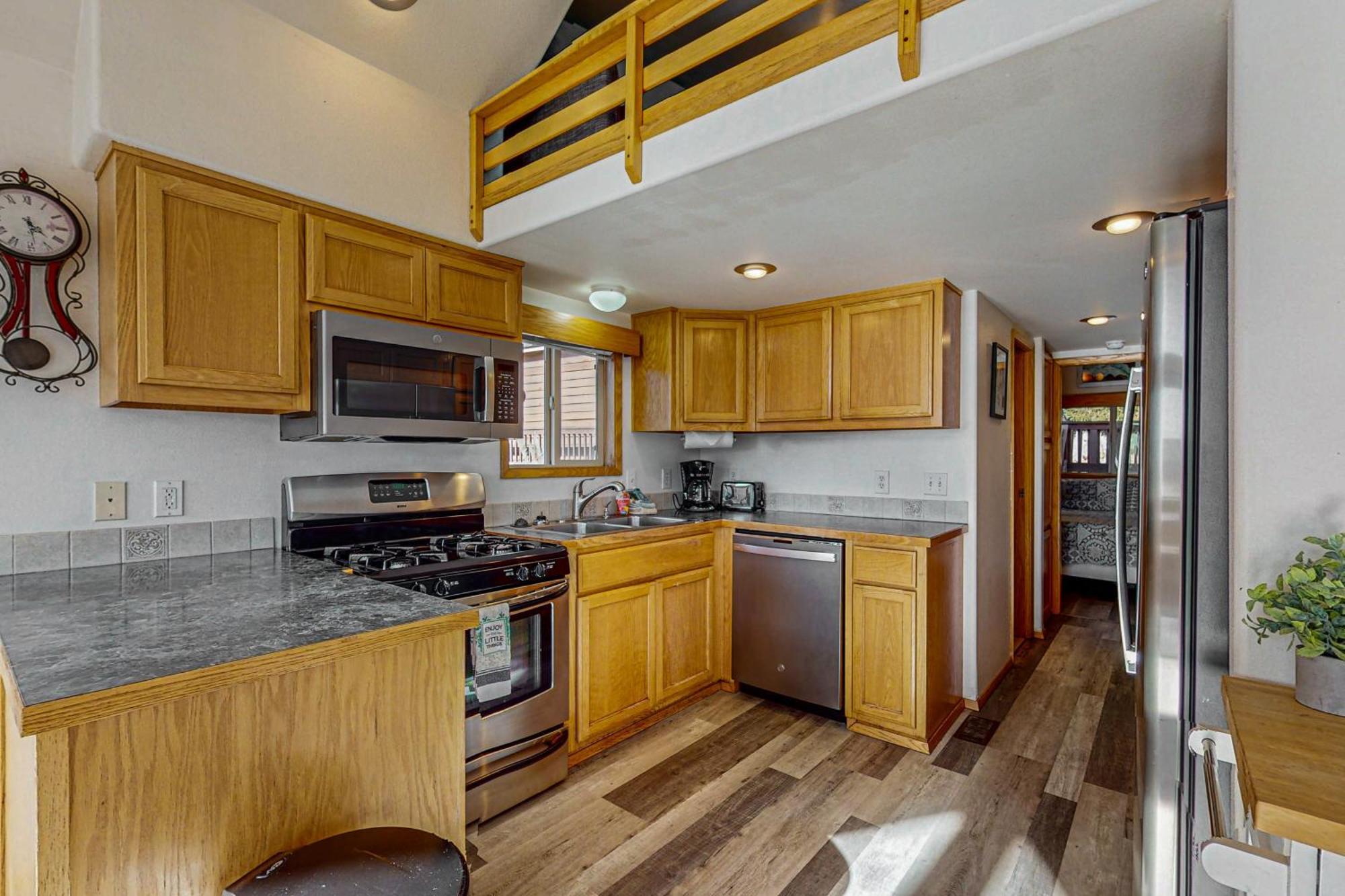 Sea Wolf Villa Carpenterville Exterior photo